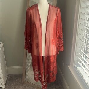 NWT Daytrip Lace mesh barn red kimono, size L.